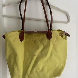 Neon Longchamp le pliage tote